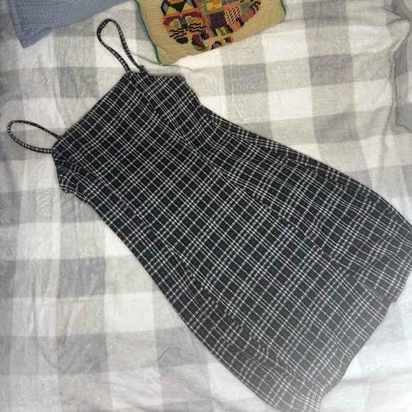 🤍🖤Stitch and pine dress🖤🤍 - Picture 1 of 4